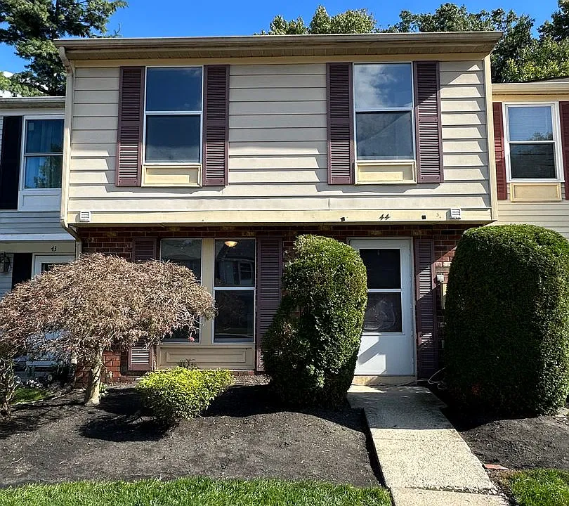 44 Waterview Ct