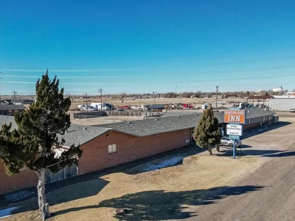 1101 E Oklahoma Ave, Ulysses, KS 67880