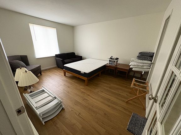 5th image of 2601 Hillsboro Pike APT B9