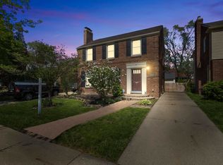 460 Moran Rd, Grosse Pointe Farms, MI 48236