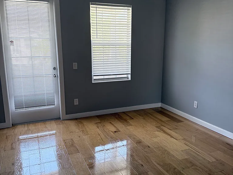 1650 Napoli Dr — Photo 11