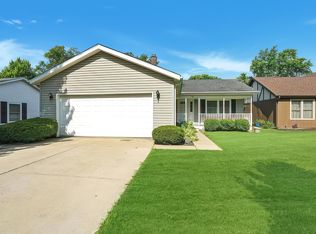 510 Dunbar St, Beecher, IL 60401