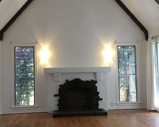 4th image of 835 N Orange Dr