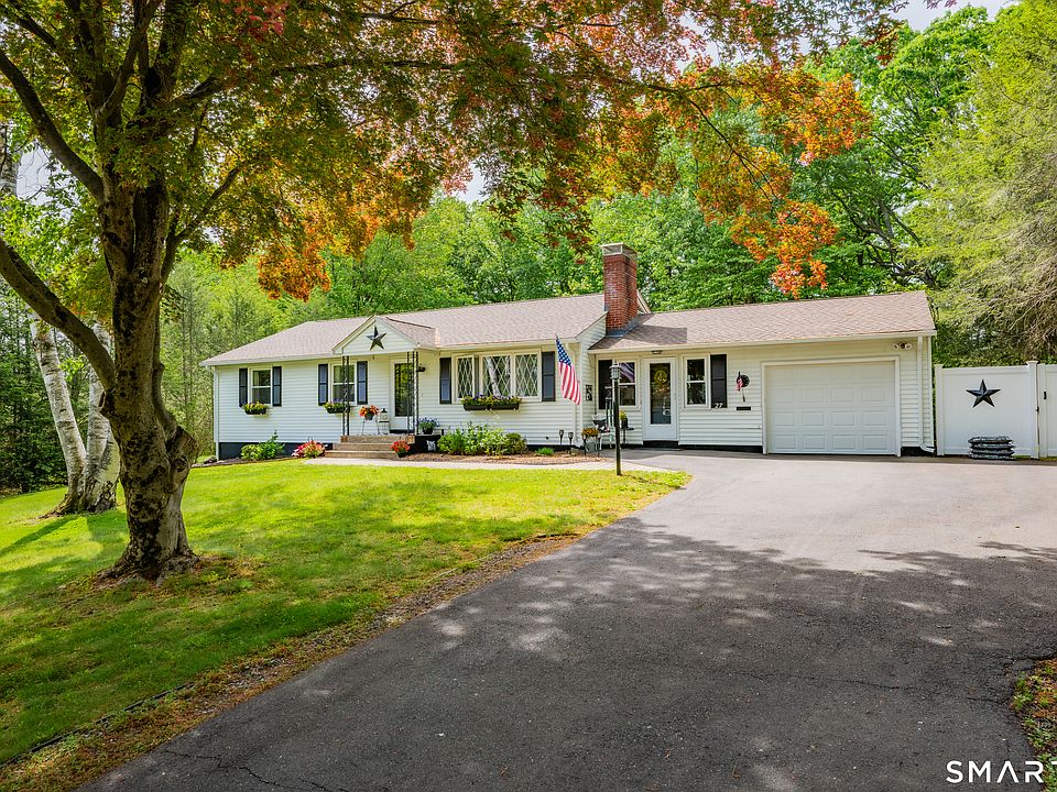 1st image of 27 Woodcrest Drive