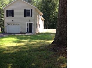 97A Old Colchester Rd, Quaker Hill, CT 06375