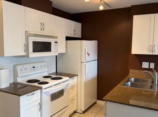 938 Smithe St, Vancouver, BC