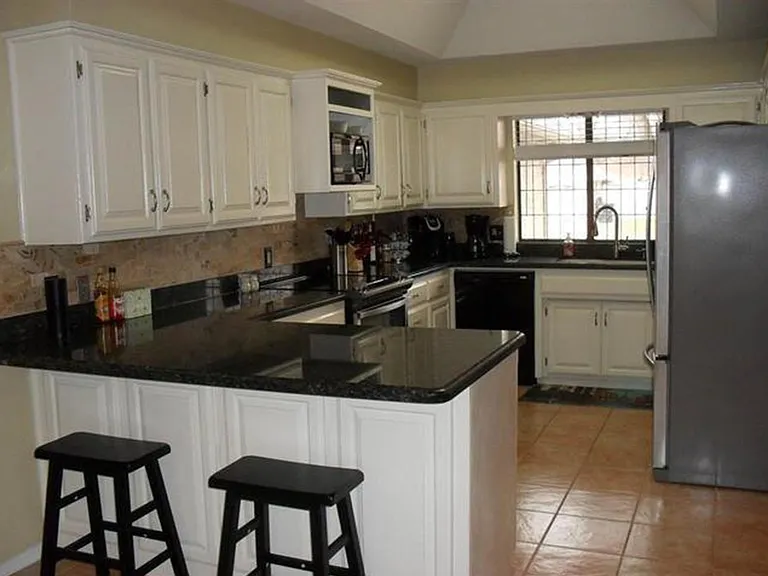 4107 Country Club Dr — Photo 15