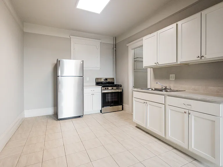 Pasadena Apartments — Photo 55