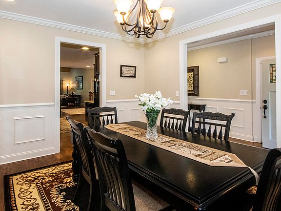 4th image of 1016 Providence Grove Way