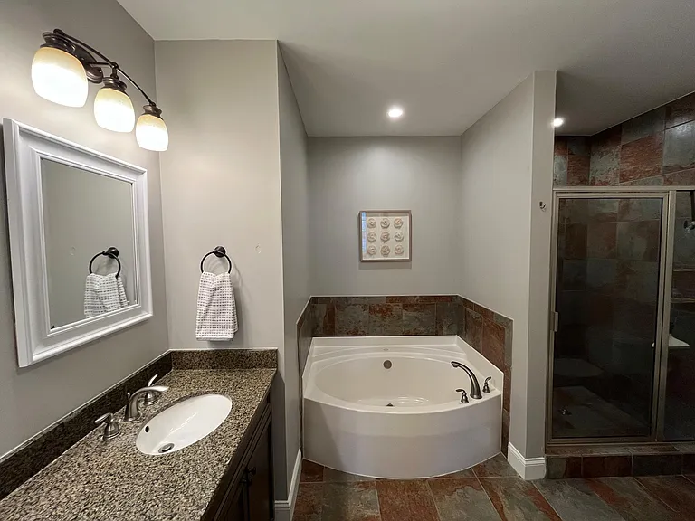 20 Waterfront Dr #123 — Photo 24