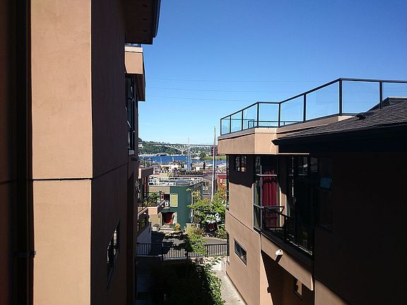 2nd image of 80 E Roanoke St Unit 17