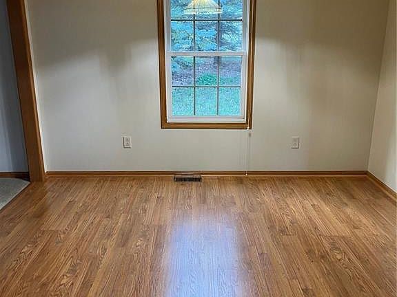 5th image of 2141 Greystone Ct #U-13