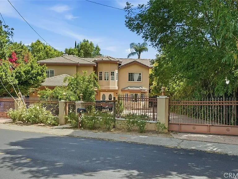 5224 Woodlake Ave — Photo 47