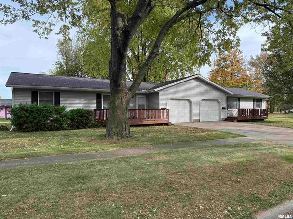 609 & 611 S Burgess St, Eureka, IL 61530
