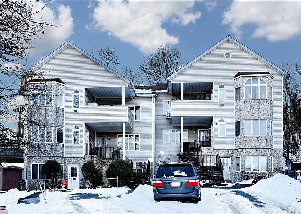 1st image of 7 Kaufman Ct Floor 2