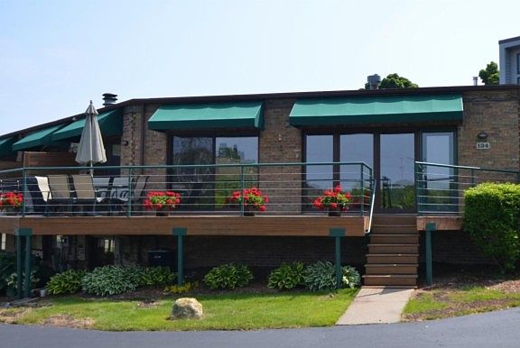 2nd image of 134 N Harbor Dr