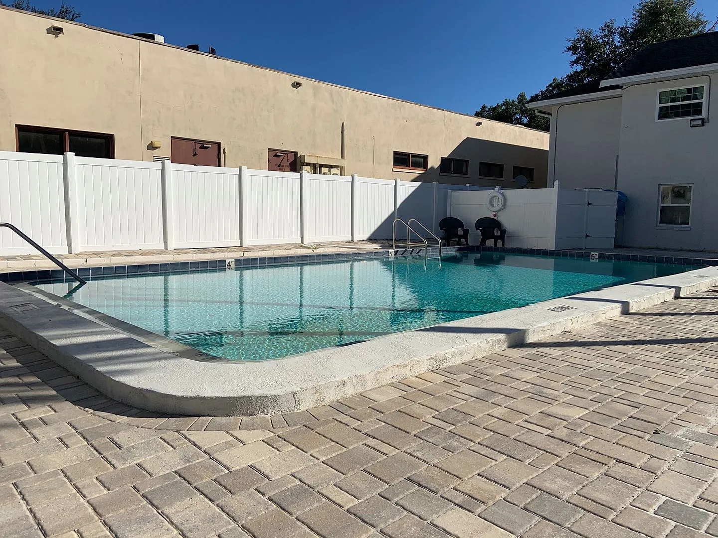 2/1.5 Townhome in Downtown New Port Richey — Photo 2