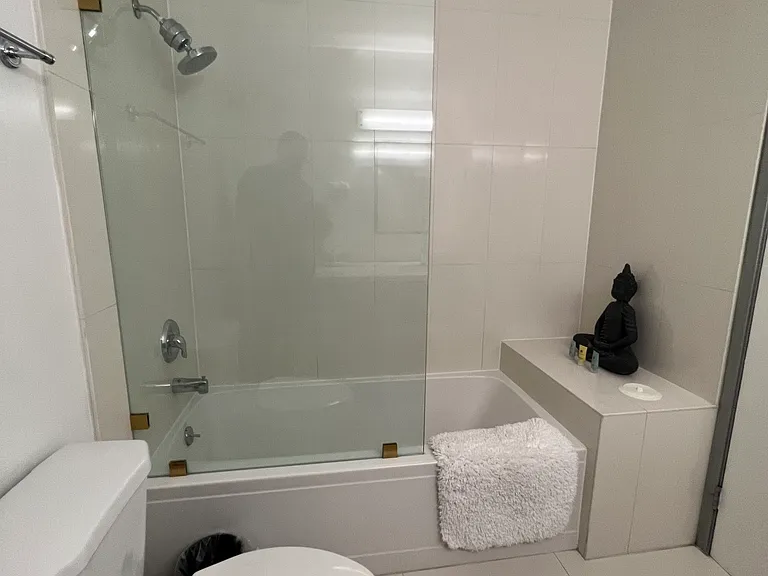 825 E 4th St #308 — Photo 13