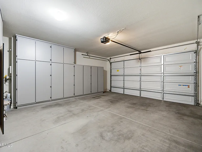 9559 W Fallen Leaf Ln — Photo 31