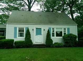 99 Palmer Ave, Riverside, RI 02915