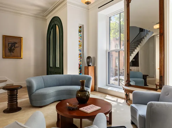 205 Clinton Street image 11 of 38