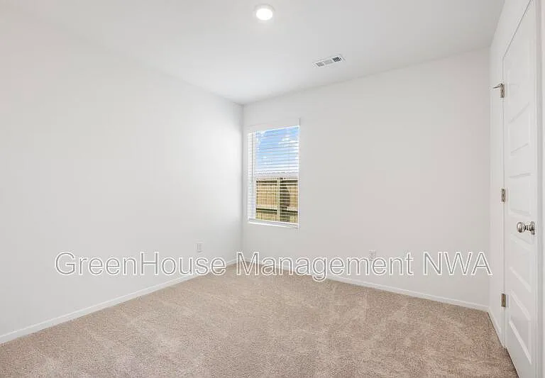2637 E Gila Way — Photo 14