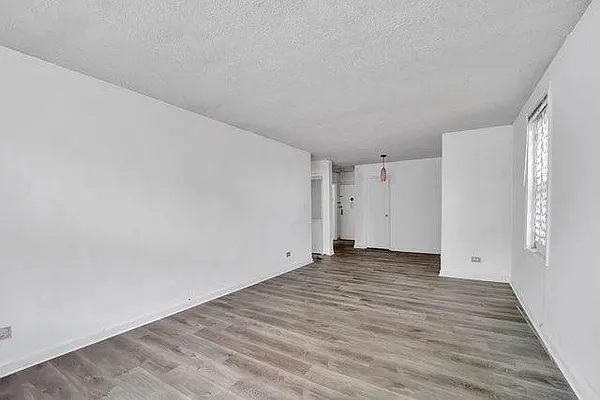 Rented by Prime Realty | media 25