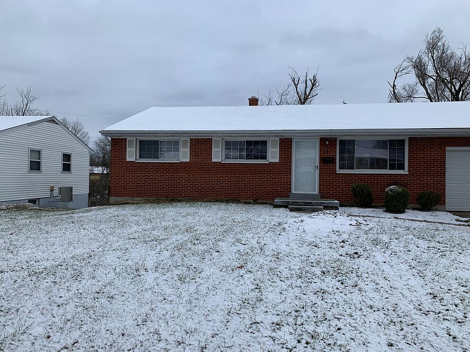 1st image of 74 Chamberlin Dr