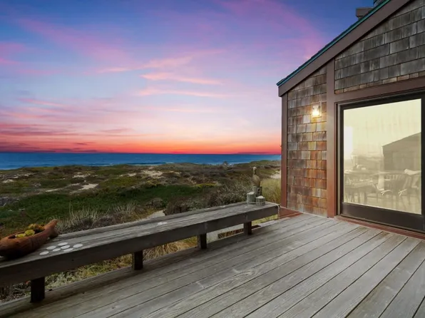 222 Monterey Dunes Way, Moss Landing, CA 95039
