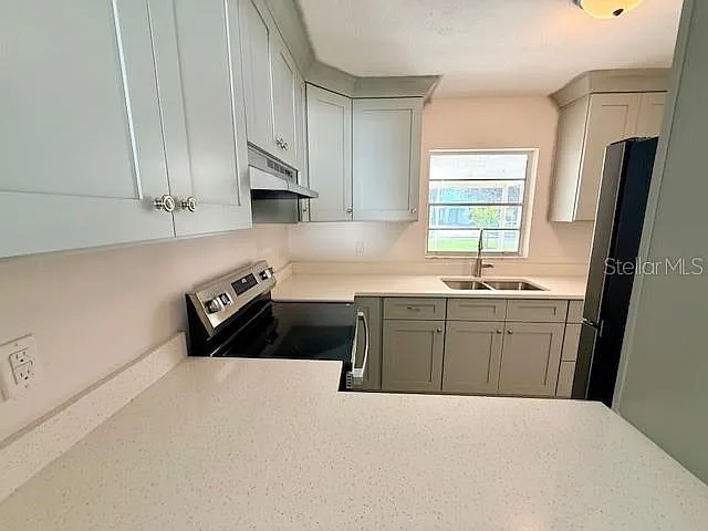 2 bed, 2.0 bath, 1015 sqft, $3,600 — Photo 4