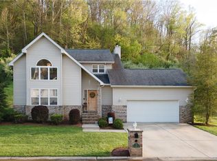 101 Barrington Dr, Scott Depot, WV 25560