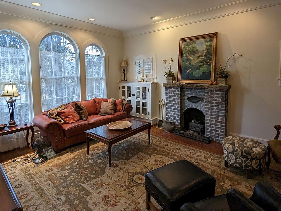 2nd image of 772 Gunter Ave