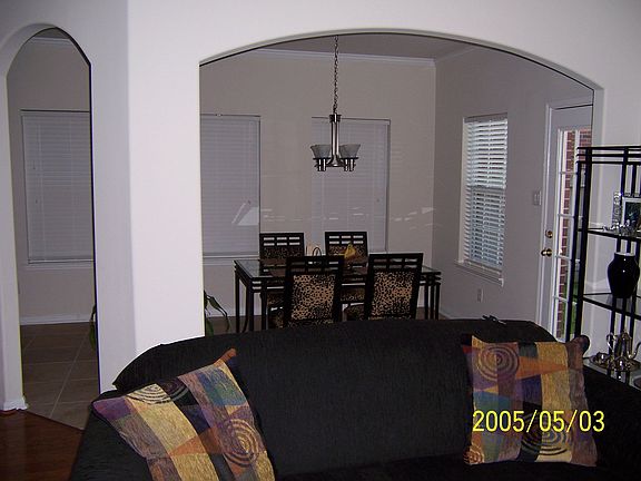 Family room breakfast area view