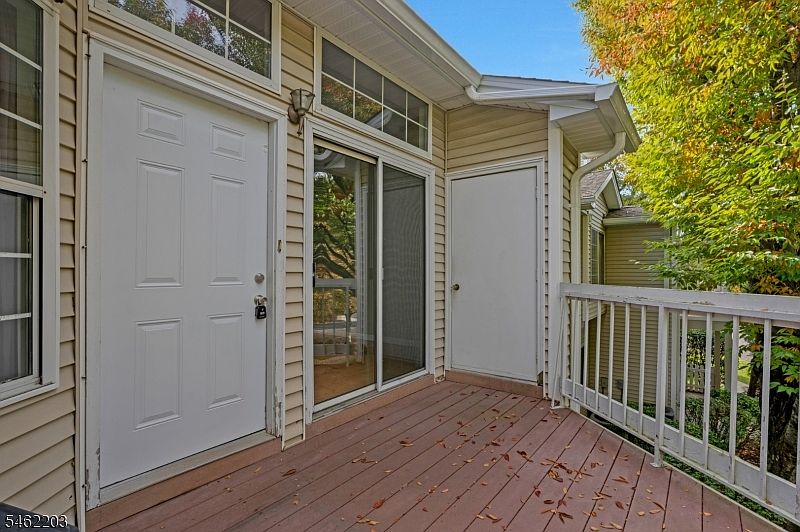 1st image of 12 Tansy Ct