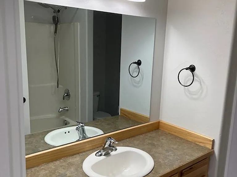 3308 W Babcock St — Photo 6
