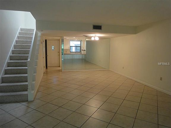 5th image of 2205 Circlewood Dr