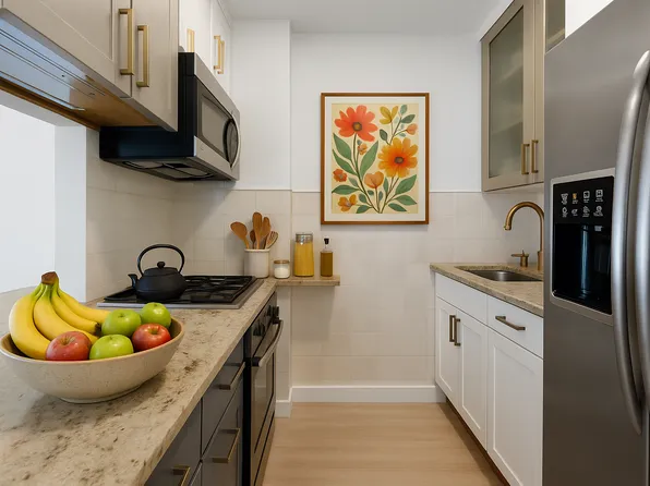 250 West 89th Street 7E image 3 of 11