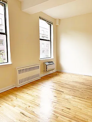 Rented by A Space Realty NY LLC | media 10