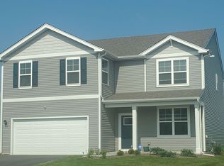 1565 Cottage Dr, Pingree Grove, IL 60140