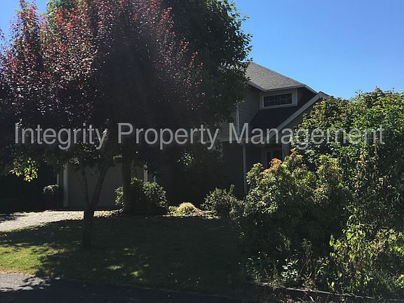 2nd image of 8016 183rd Street Ct E