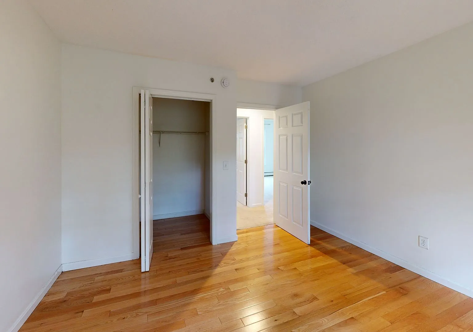 Spacious 3-Bedroom Condo In Lebanon, Nh. Price Reduced! — Photo 3