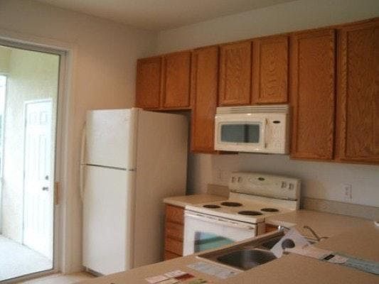 4th image of 1077 Jonah Dr