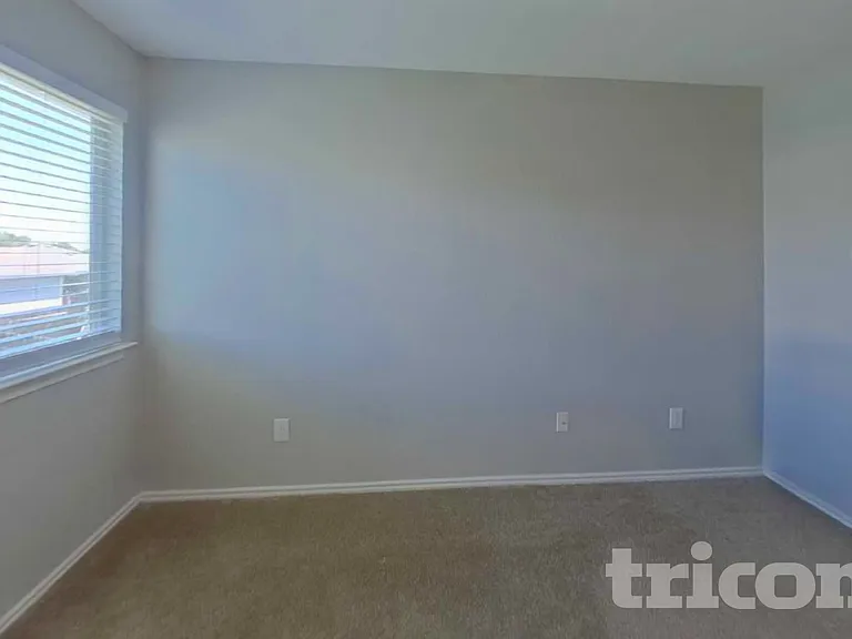 11312 Hungry Horse Dr — Photo 9
