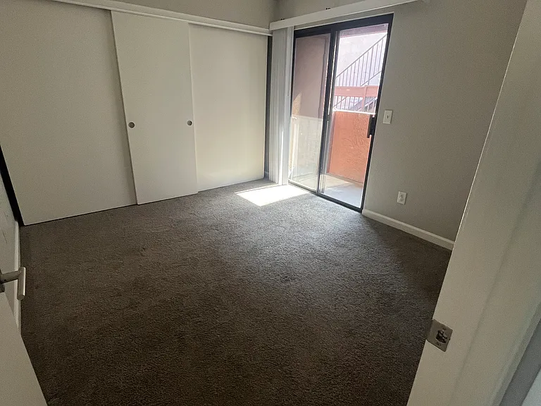 2934 F St #5 — Photo 6