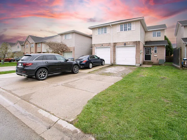 40 Katie Ln, Strathroy Caradoc, ON N7G 4E5
