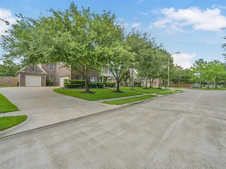 25610 Corey Cove Ln — Photo 46