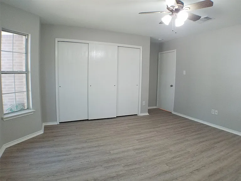 11208 Blairview Ln — Photo 15