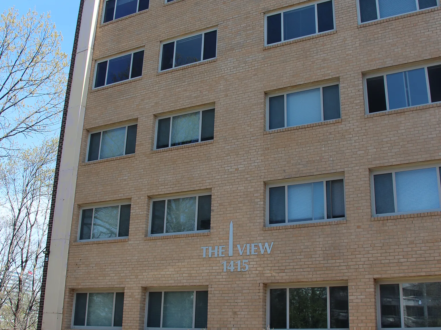 The View — Photo 3
