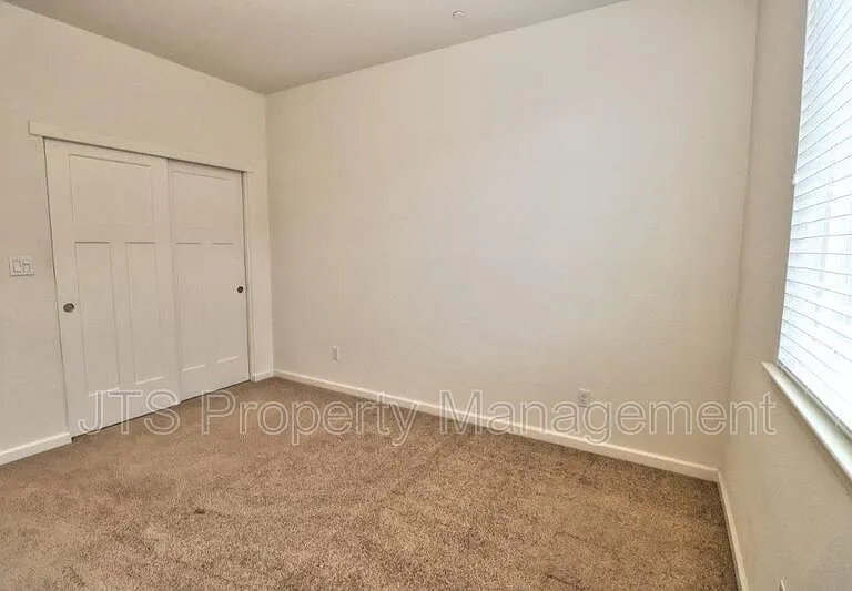5122 Mossy Stone Way — Photo 33