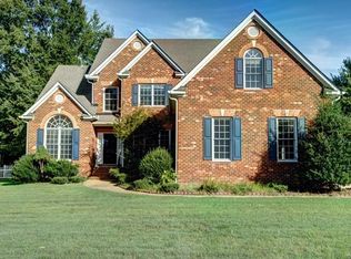 858 Club Ridge Ter, Chester, VA 23836